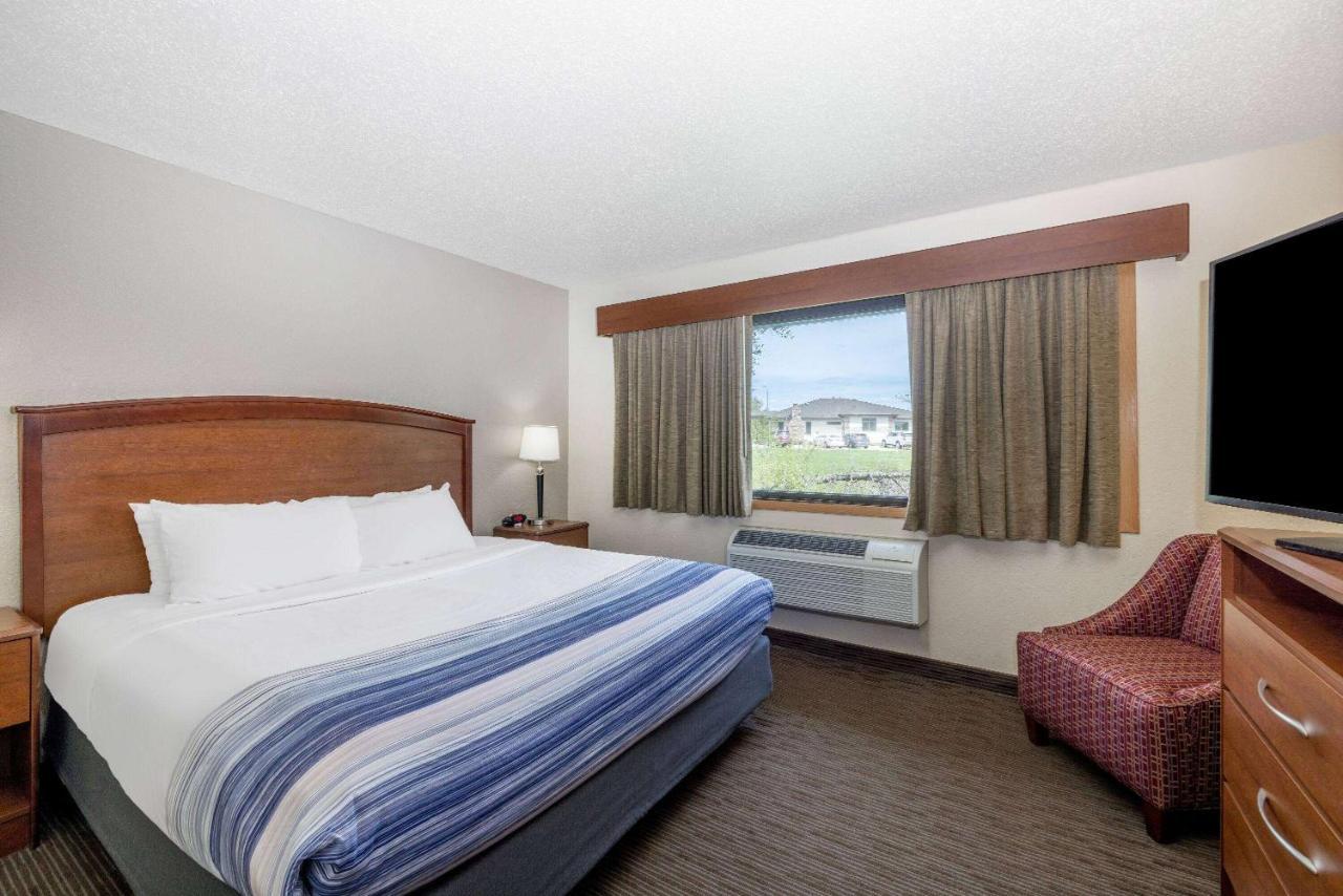 Americinn By Wyndham Dickinson Exterior foto