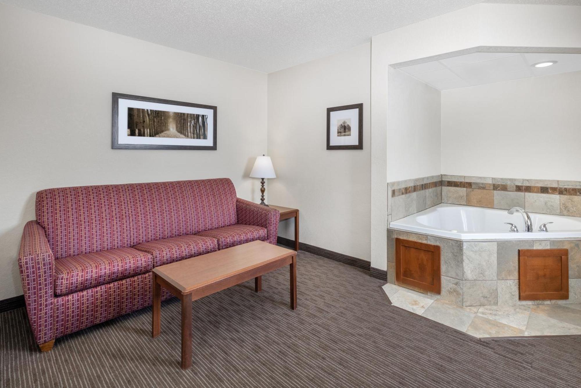 Americinn By Wyndham Dickinson Quarto foto