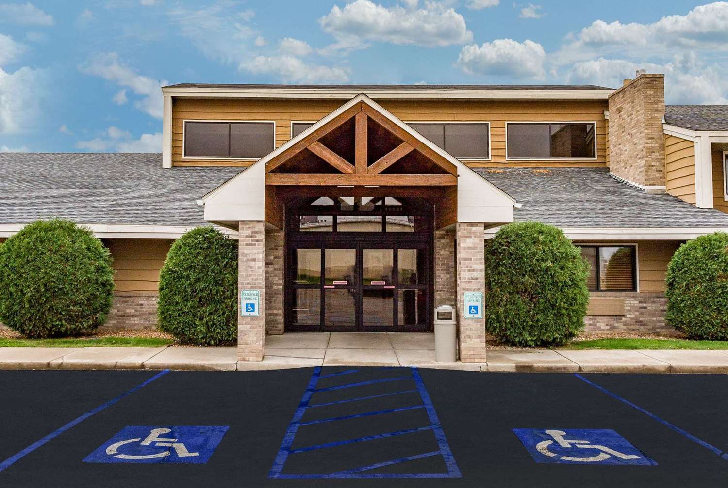 Americinn By Wyndham Dickinson Exterior foto